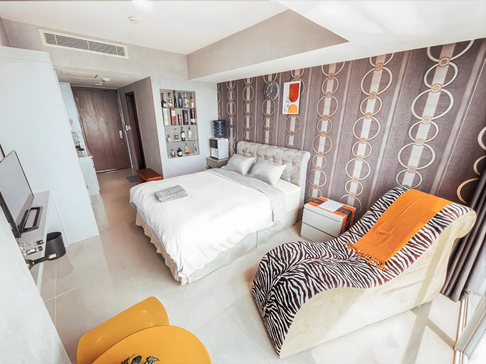 U Res 2 Unit 2817 — Studio, 32 m²